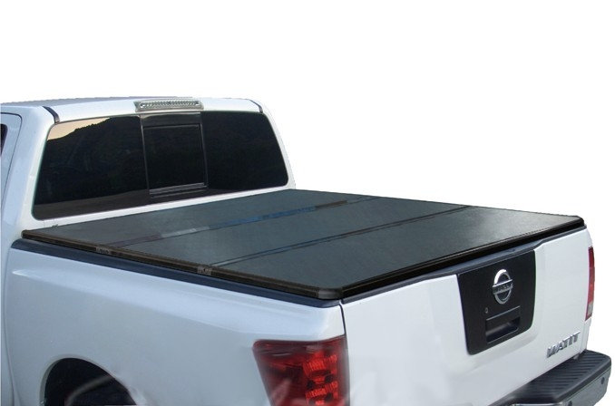 Жесткая трехсекционная крышка Nissan Navara Frointer D40