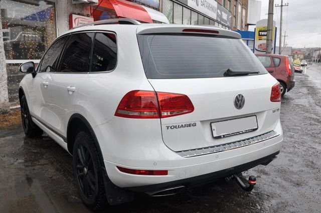 Фаркоп Bosal для Volkswagen Touareg II 2010-2018. Артикул 029-741