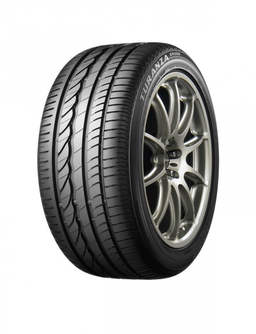 Bridgestone 235/45R17 94W Turanza T001